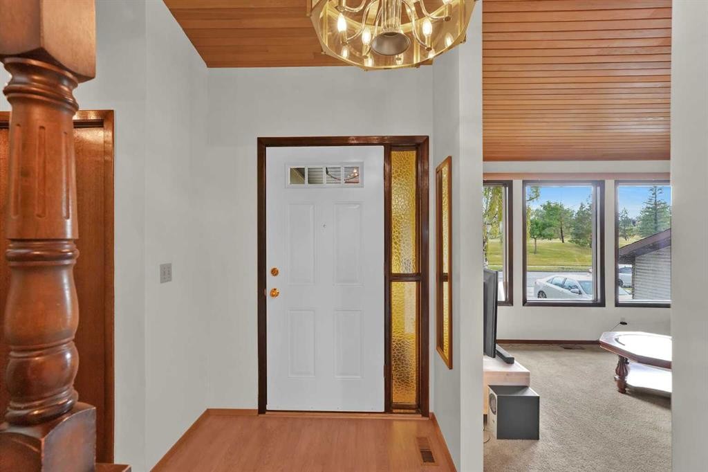 60 Beddington Drive Ne, Calgary, AB - Indoor Photo Showing Other Room