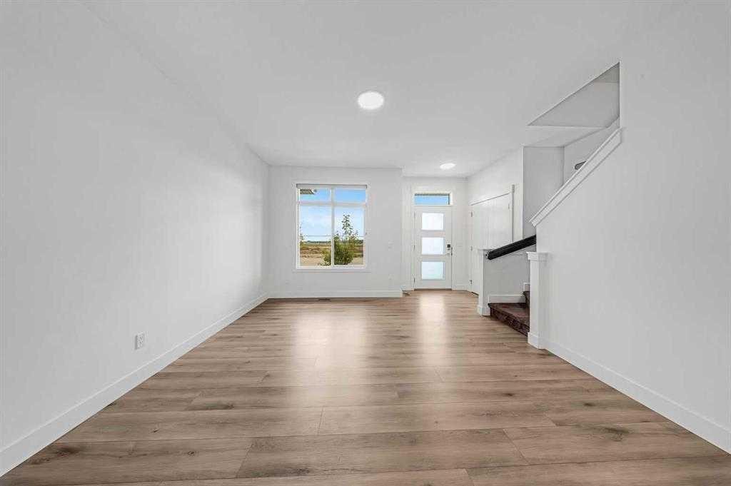 242 Carrington Gate Nw, Calgary, AB - Indoor Photo Showing Other Room