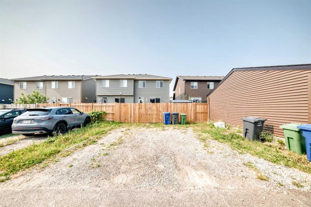 18 Willow Crescent, Okotoks, AB - Outdoor