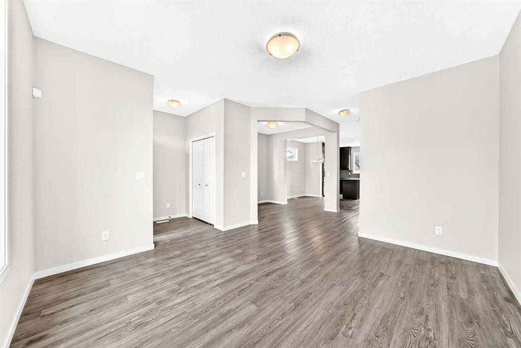 18 Willow Crescent, Okotoks, AB - Indoor Photo Showing Other Room