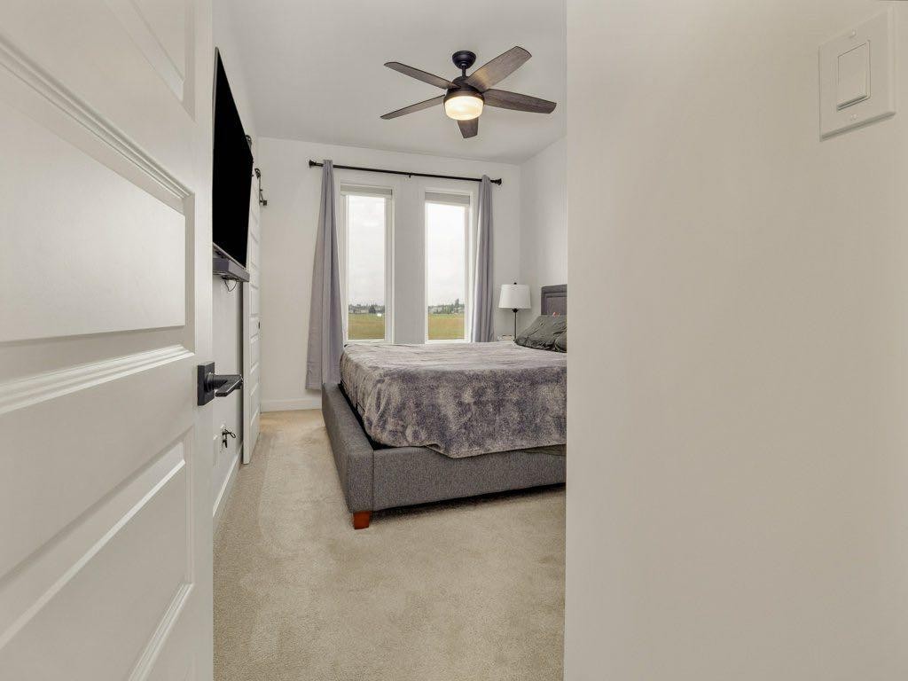 641 Blackwolf Boulevard North, Lethbridge, AB - Indoor