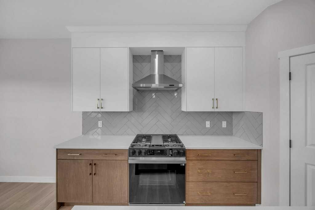203 Homestead Common Ne, Calgary, AB - Indoor Photo Showing Kitchen