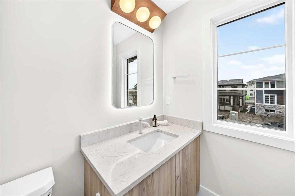 2473 Creeker Lane, Airdrie, AB - Indoor Photo Showing Bathroom