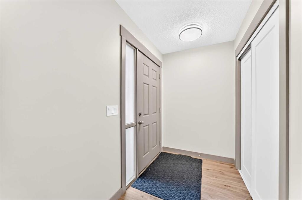 321 Skyview Ranch Drive Ne, Calgary, AB - Indoor Photo Showing Other Room