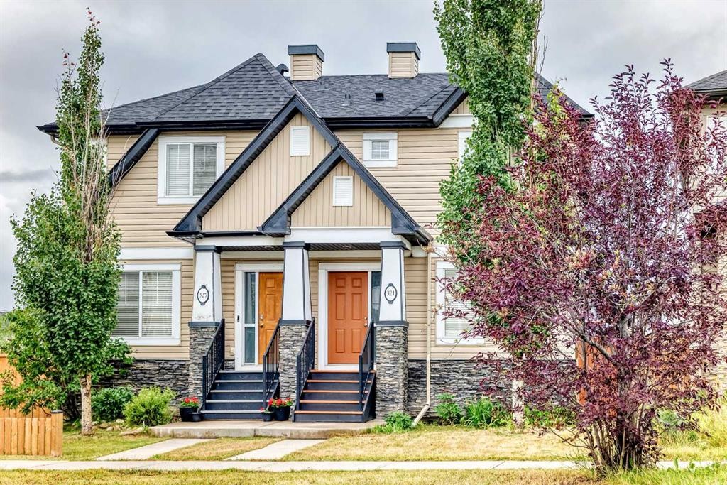 321 Skyview Ranch Drive Ne, Calgary, AB - Outdoor With Facade