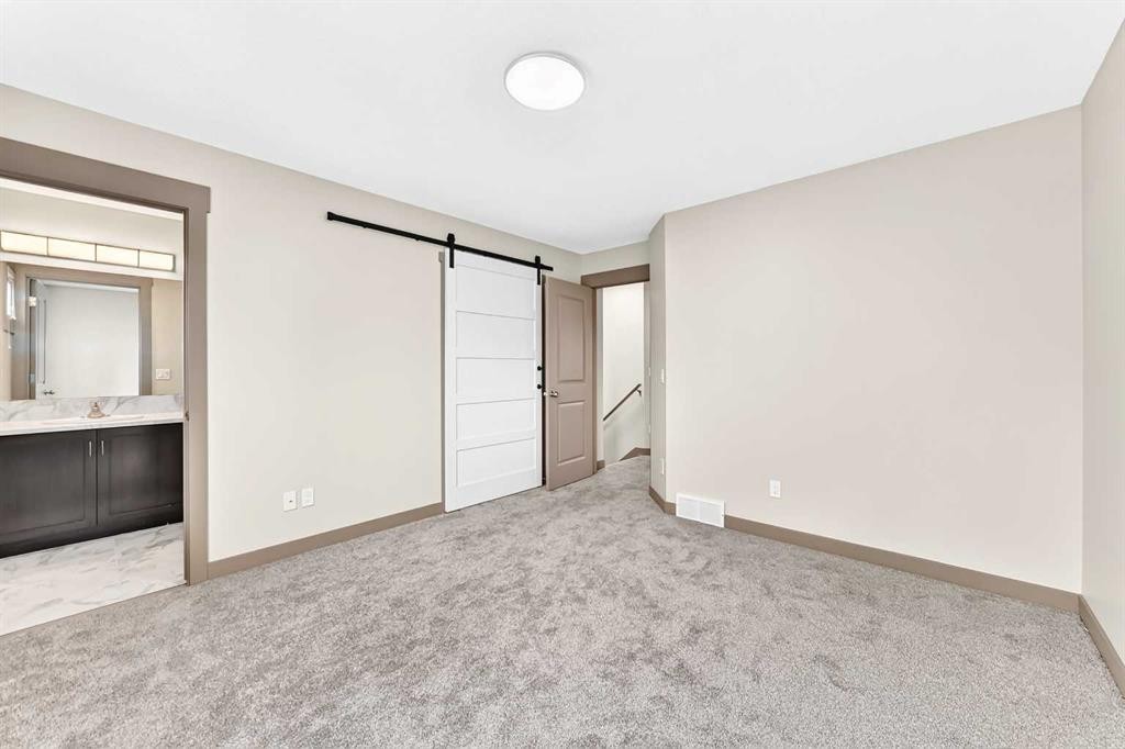 321 Skyview Ranch Drive Ne, Calgary, AB - Indoor Photo Showing Other Room