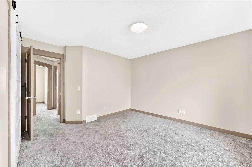 321 Skyview Ranch Drive Ne, Calgary, AB - Indoor Photo Showing Other Room