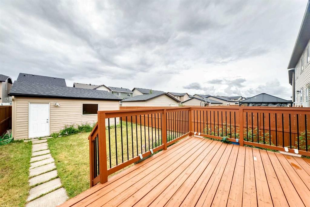 321 Skyview Ranch Drive Ne, Calgary, AB - Outdoor With Deck Patio Veranda With Exterior