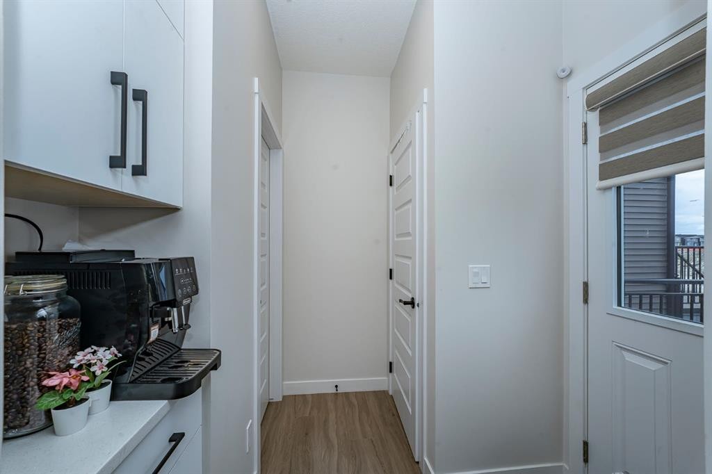 52 Lewiston Drive Ne, Calgary, AB - Indoor Photo Showing Other Room