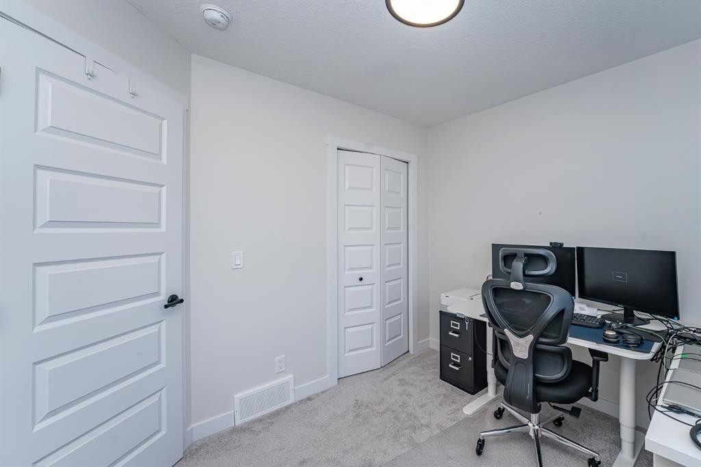52 Lewiston Drive Ne, Calgary, AB - Indoor Photo Showing Office