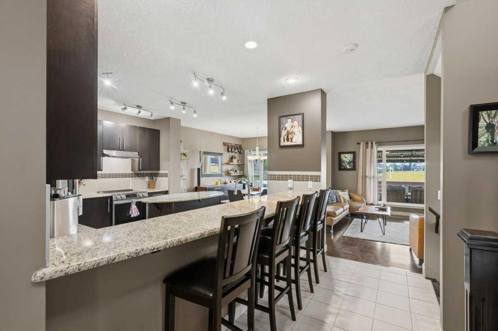 69 Everhollow Avenue Sw, Calgary, AB - Indoor