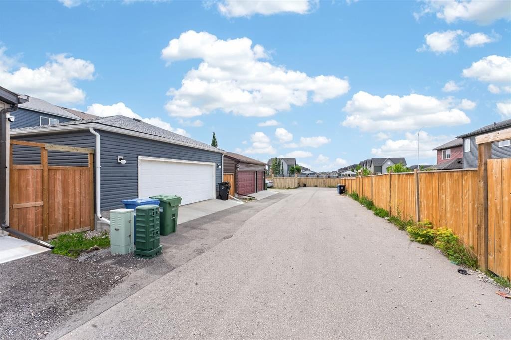 23 Lucas Boulevard Nw, Calgary, AB - Outdoor