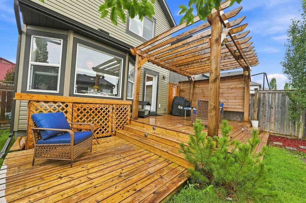 106 Autumn Crescent Se, Calgary, AB - Outdoor With Deck Patio Veranda With Exterior