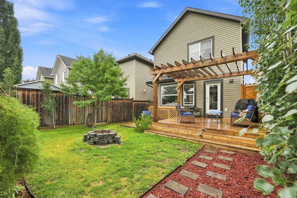 106 Autumn Crescent Se, Calgary, AB - Outdoor With Deck Patio Veranda