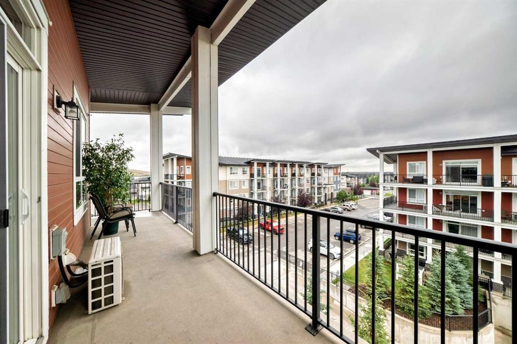 409-30 Walgrove Se, Calgary, AB - Outdoor With Balcony With Exterior