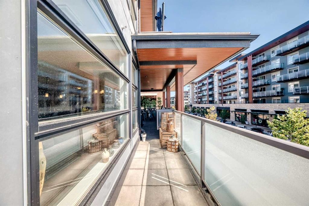 201-122 Mahogany Centre Se, Calgary, AB - Outdoor With Balcony With Exterior