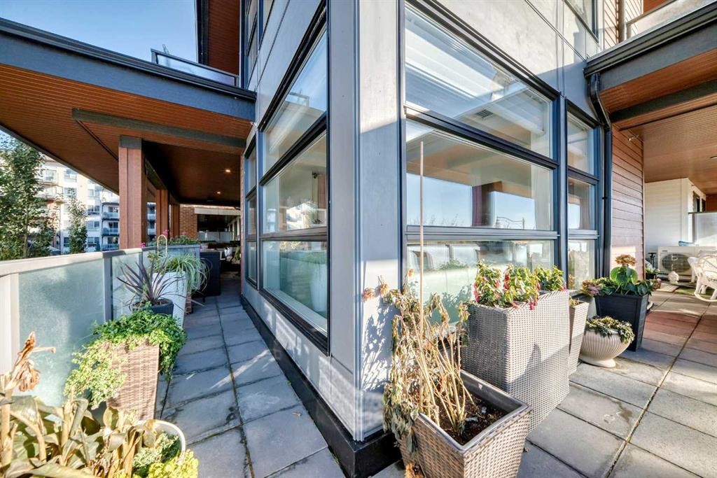 202-122 Mahogany Centre Se, Calgary, AB - Outdoor With Balcony With Deck Patio Veranda With Exterior
