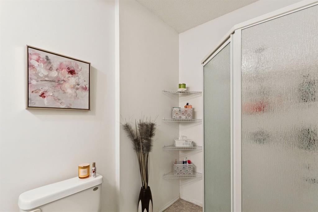 21 Covehaven Gardens Ne, Calgary, AB