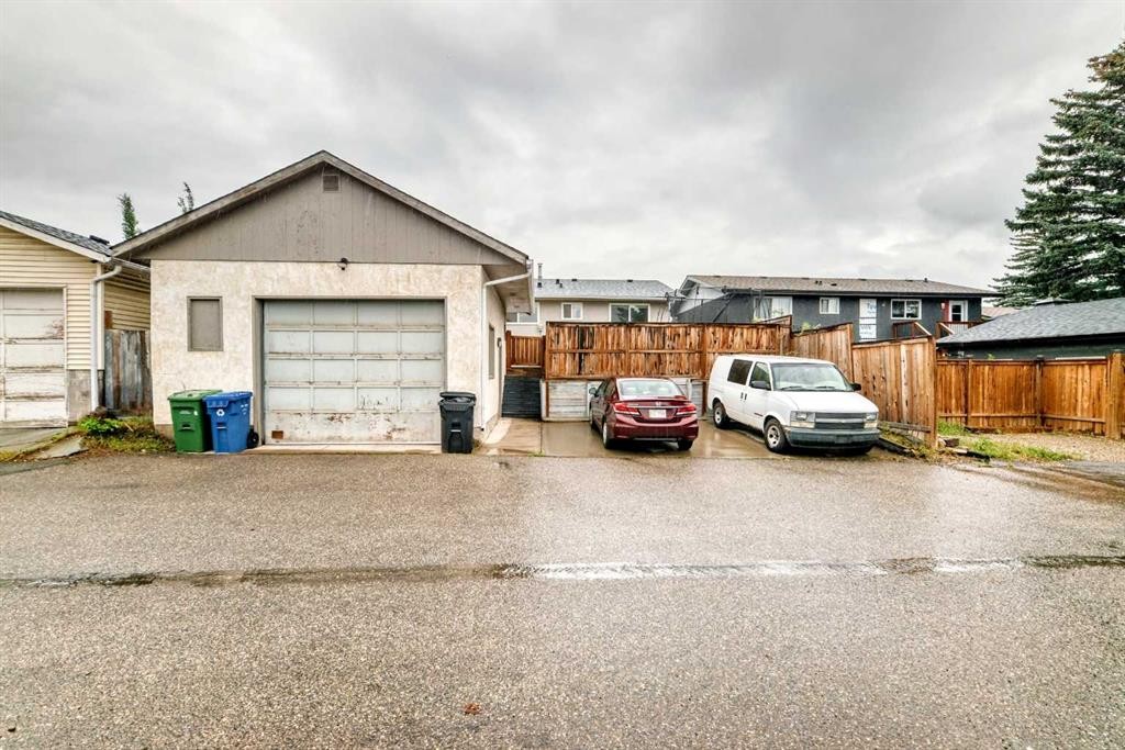 119 Maitland Rise Ne, Calgary, AB - Outdoor