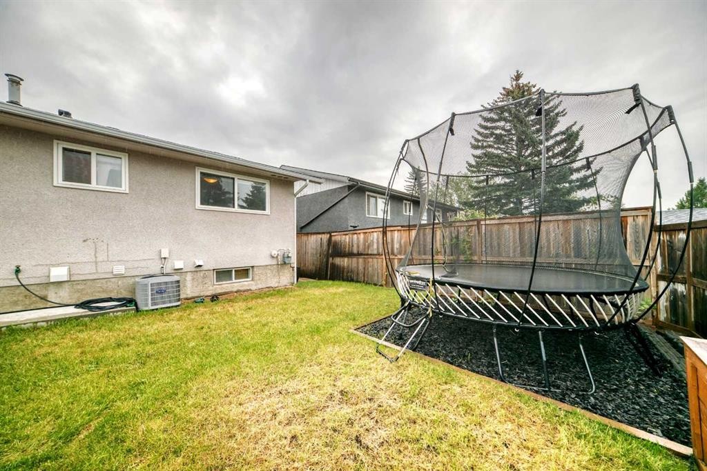 119 Maitland Rise Ne, Calgary, AB - Outdoor With Exterior