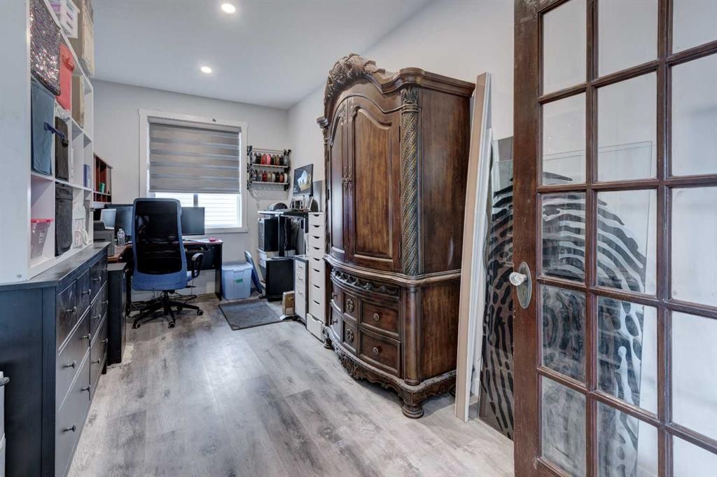 768 Edgefield Crescent, Strathmore, AB - Indoor