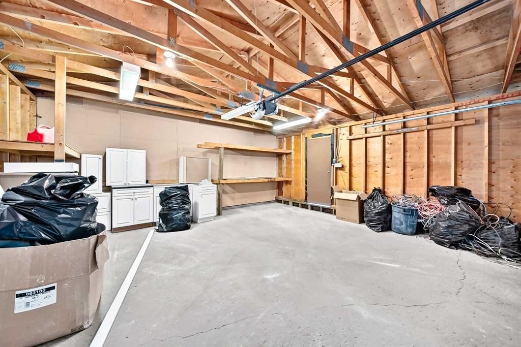 6832 37 Avenue Ne, Calgary, AB - Indoor Photo Showing Basement