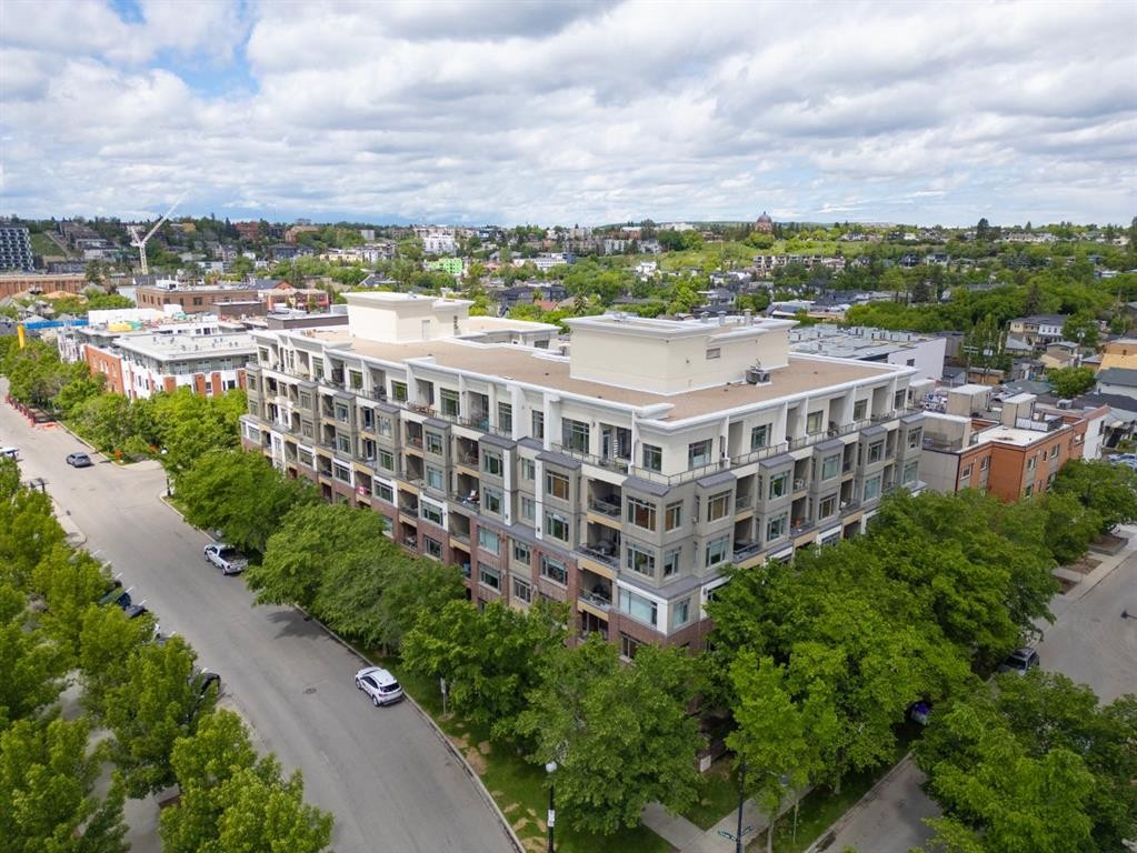 438-930 Centre Avenue Ne, Calgary, AB - Outdoor With Balcony With View