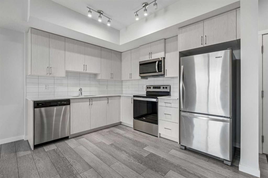3417-3727 Sage Hill Drive Nw, Calgary, AB - Indoor Photo Showing Kitchen