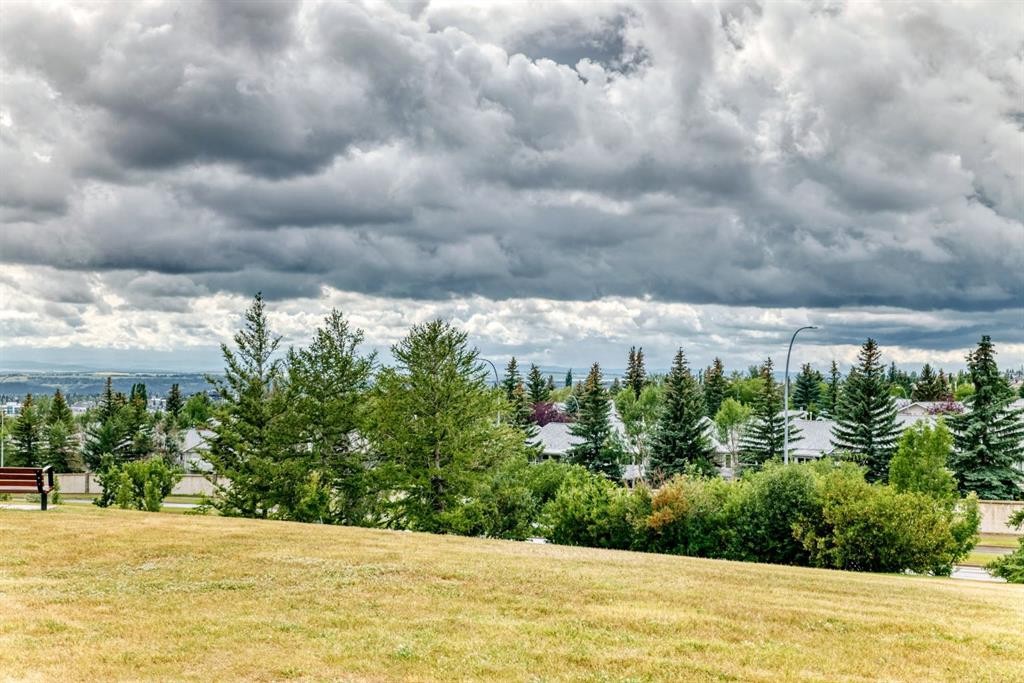 139 Hawkville Close Nw, Calgary, AB - Outdoor With View