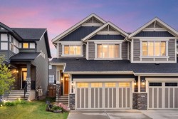 22 Sunrise Heights Cochrane, AB T4C 2R8