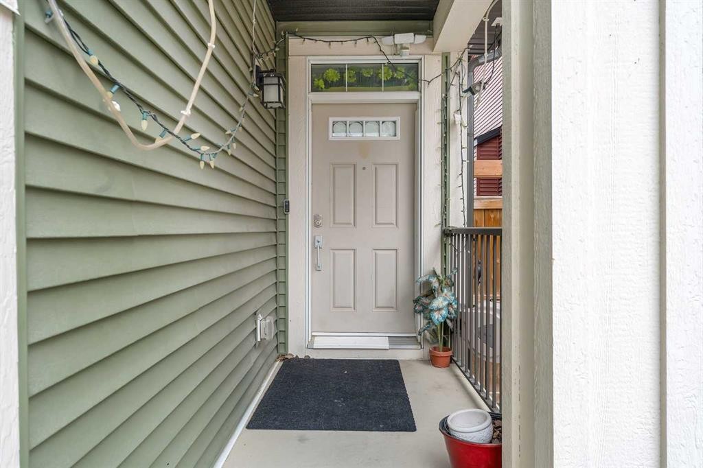 288 Evansborough Way Nw, Calgary, AB - Outdoor With Exterior