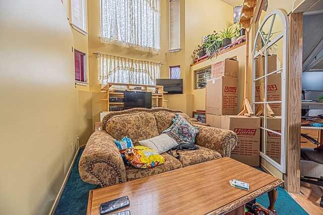 55 San Diego Manor Ne, Calgary, AB - Indoor Photo Showing Other Room
