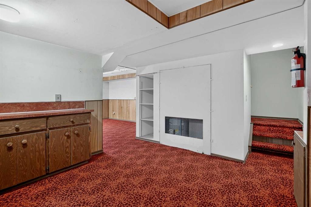 3881 Fonda Way Se, Calgary, AB - Indoor Photo Showing Other Room