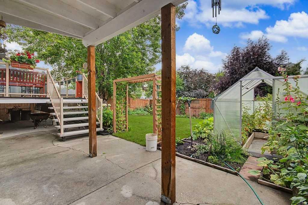 43 Riverside Road Se, Calgary, AB - Outdoor With Deck Patio Veranda