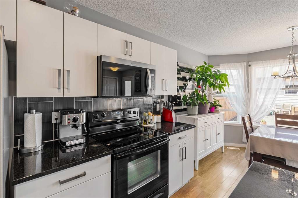 191 Cranford Crescent Se, Calgary, AB - Indoor Photo Showing Kitchen With Upgraded Kitchen