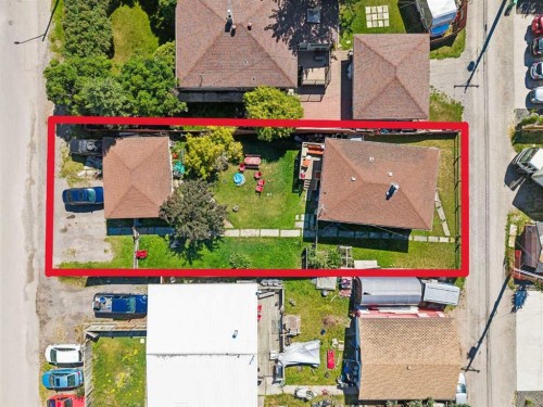 1221 1 Avenue  Canmore, AB T1W 1M5
