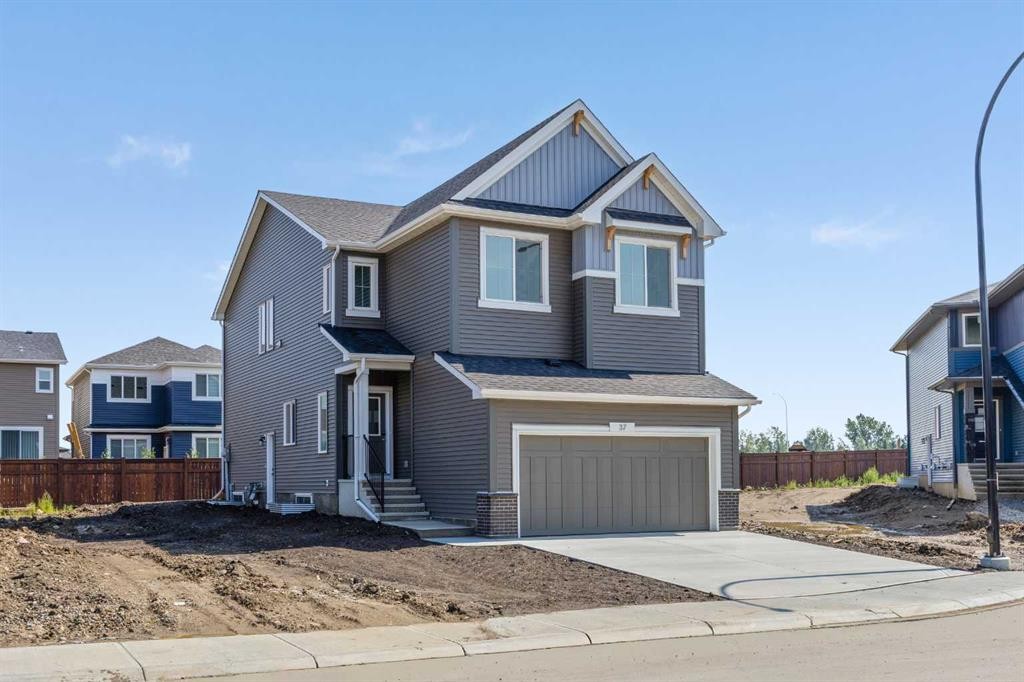 37 Sora Gardens Se, Calgary, AB - Outdoor With Facade