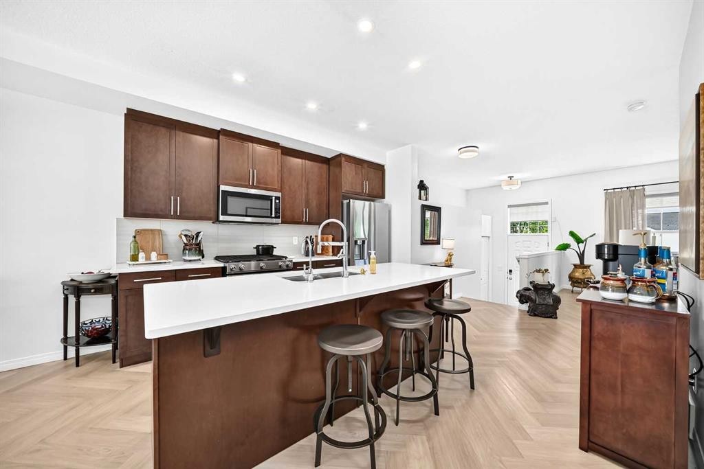 56 Cranarch Road Se, Calgary, AB - Indoor Photo Showing Kitchen With Upgraded Kitchen