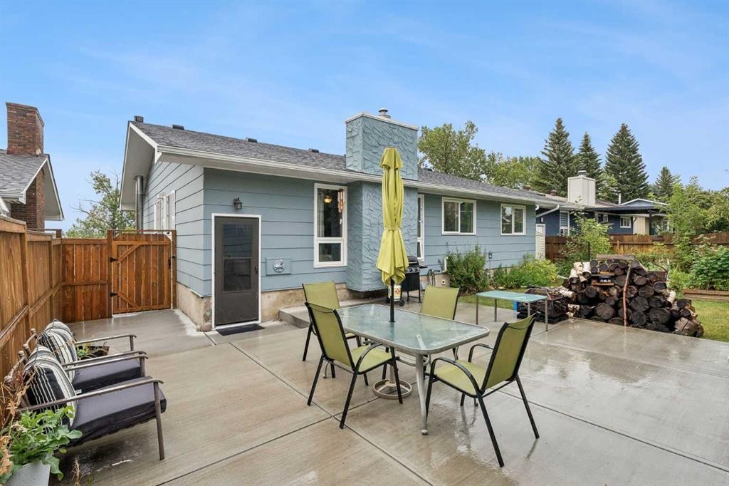 14211 Parkland Boulevard Se, Calgary, AB
