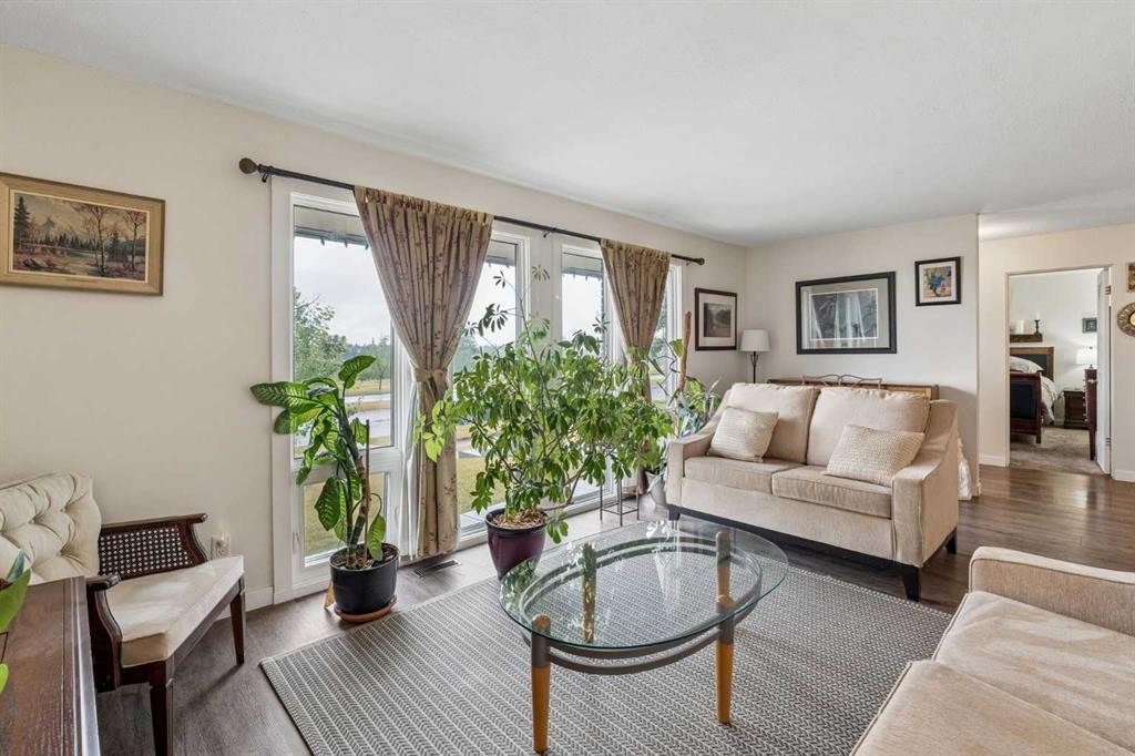 14211 Parkland Boulevard Se, Calgary, AB