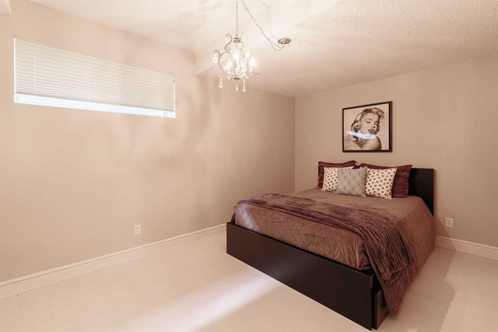 2207 Sirocco Drive Sw, Calgary, AB