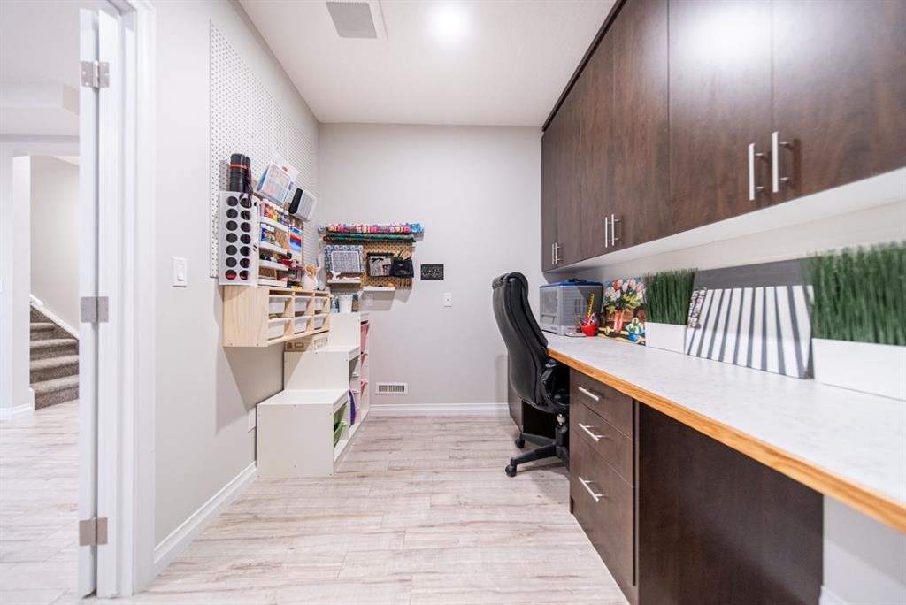 98 Mahogany Passage Se, Calgary, AB - Indoor Photo Showing Office