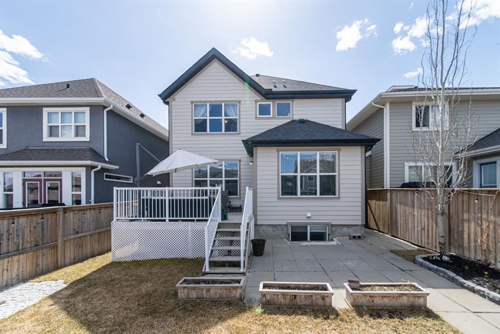 98 Mahogany Passage Se, Calgary, AB - Outdoor