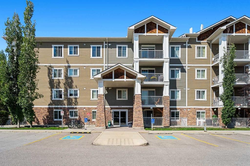 208-304 Cranberry Park Se, Calgary, AB - Outdoor With Balcony With Facade