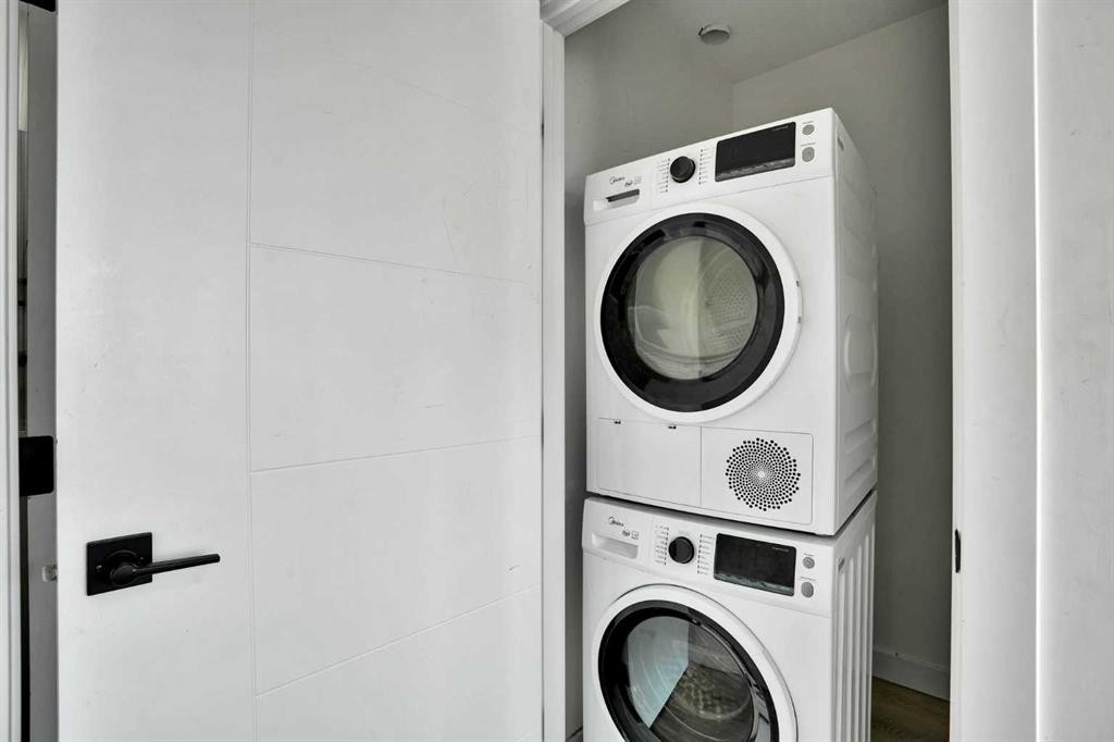 241 Saddlepeace Crescent Ne, Calgary, AB - Indoor Photo Showing Laundry Room