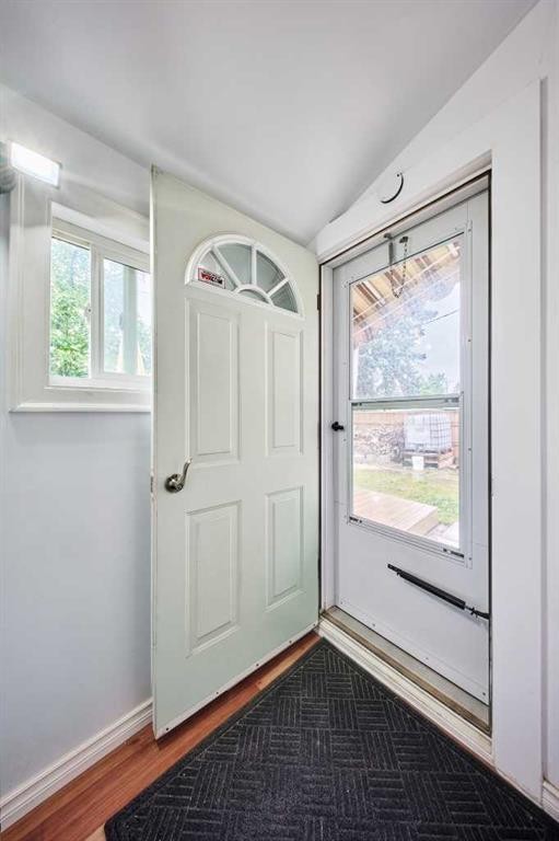 702 17 Avenue Nw, Calgary, AB - Indoor Photo Showing Other Room