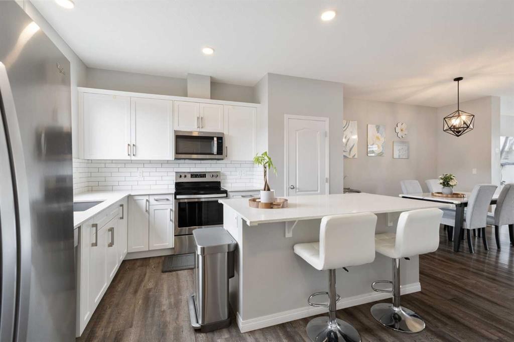 28 Seton Terrace Se, Calgary, AB - Indoor