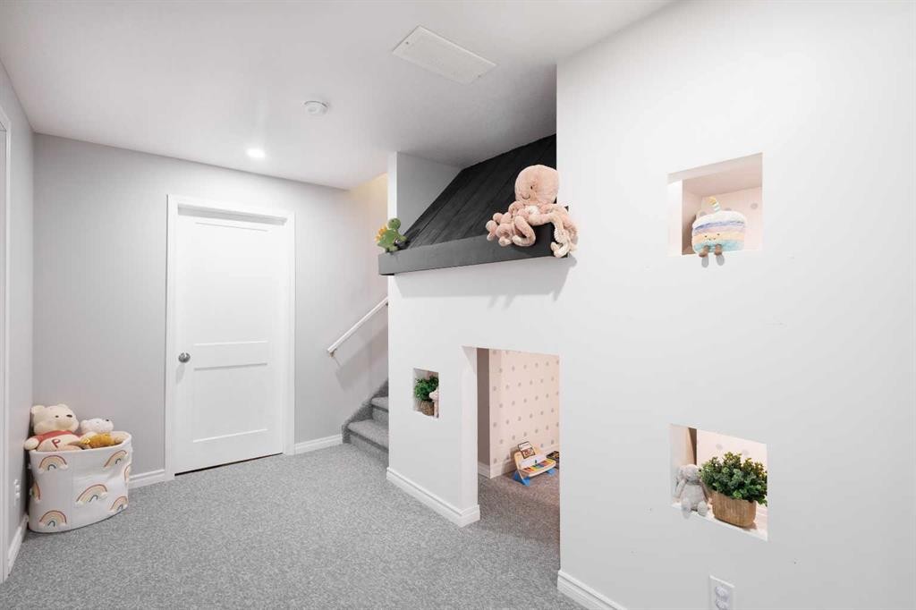 28 Seton Terrace Se, Calgary, AB - Indoor