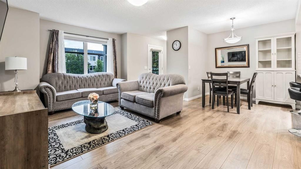 245 Cityscape Boulevard Ne, Calgary, AB - Indoor Photo Showing Living Room