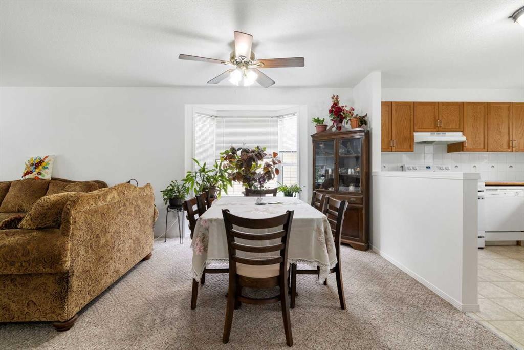 100 Dovista Court Se, Calgary, AB - Indoor